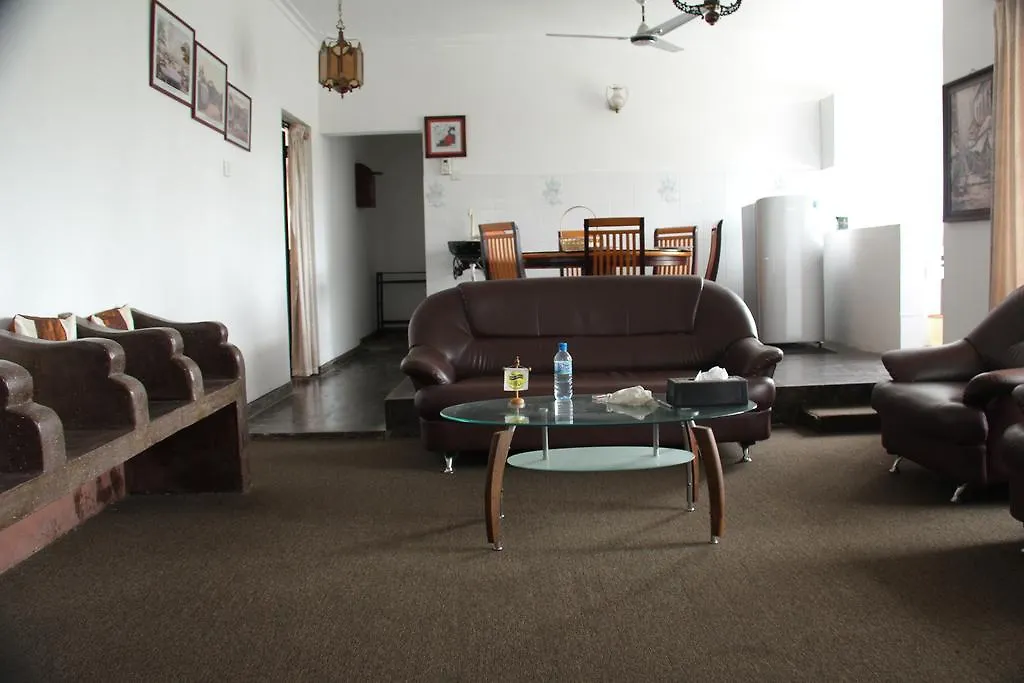Alpine Ridge Holiday Apartments كاندي